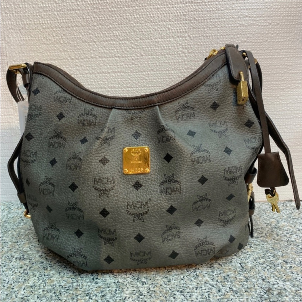 MCM GREY MEDIUM VISETOS HOBO BAG